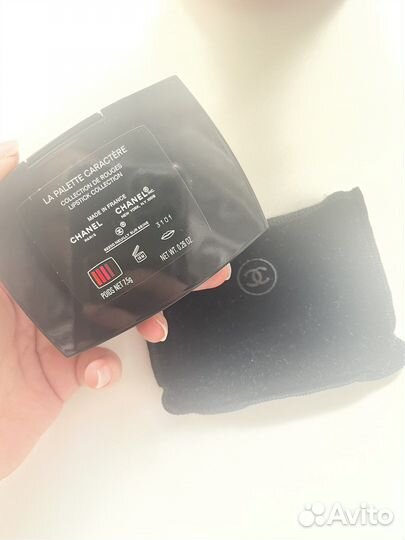 Chanel la palette caractère помада палетка помад