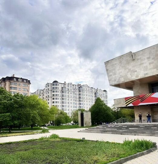 3-к. квартира, 94 м², 6/10 эт.