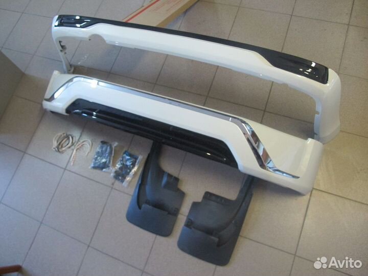 Land Cruiser 200 2016+ обвес Middle East G9HY1