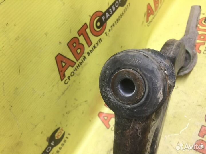 Рычаг подвески передний правый Mazda Demio DY DY3W