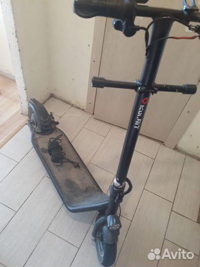 Самокат взрослый электрический бу