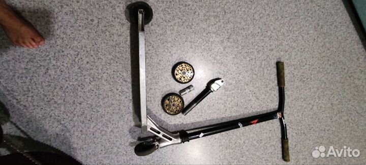 Трюковой самокат