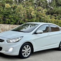 Hyundai Solaris 1.6 AT, 2011, 150 000 км, с пробегом, цена 985 000 руб.