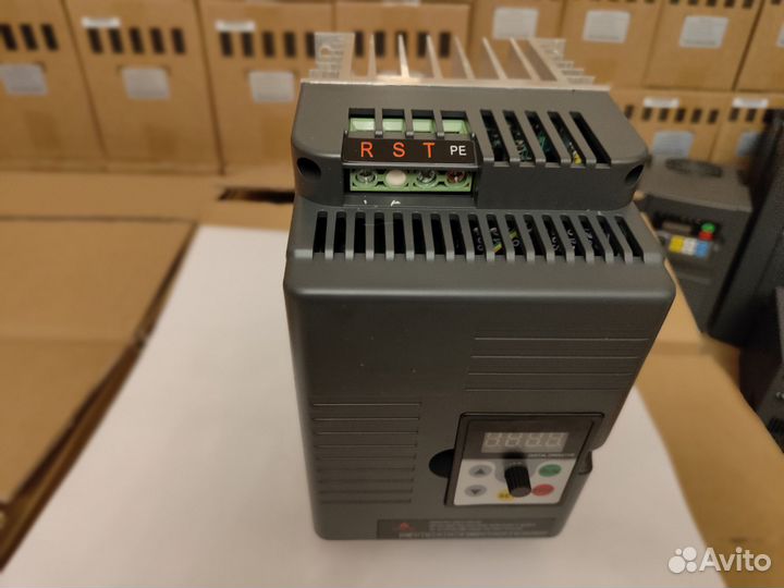 Частотный преобразователь 220 и 380 Вольт