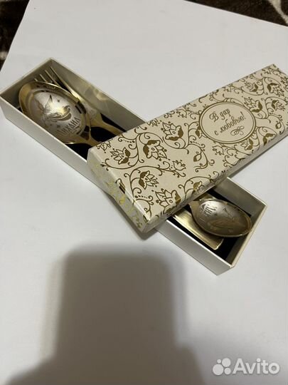 Столовые приборы 