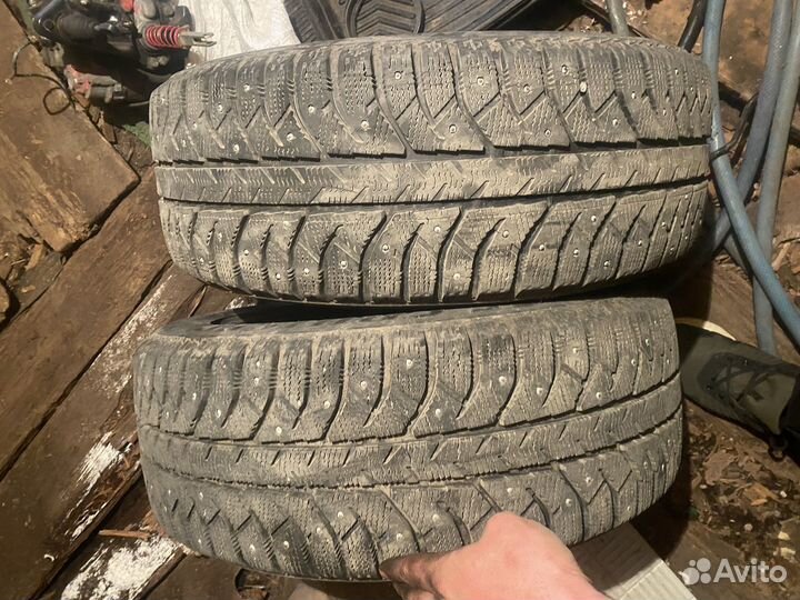 Bridgestone 738V 205/55 R16