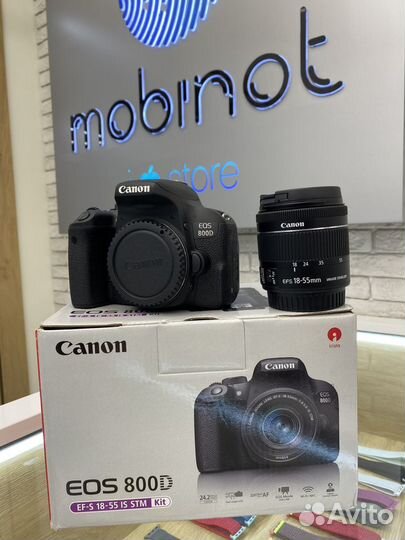 Сanon EOS 800D 18-55mm IS STM