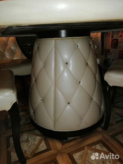 Кухонный стол и стулья бу