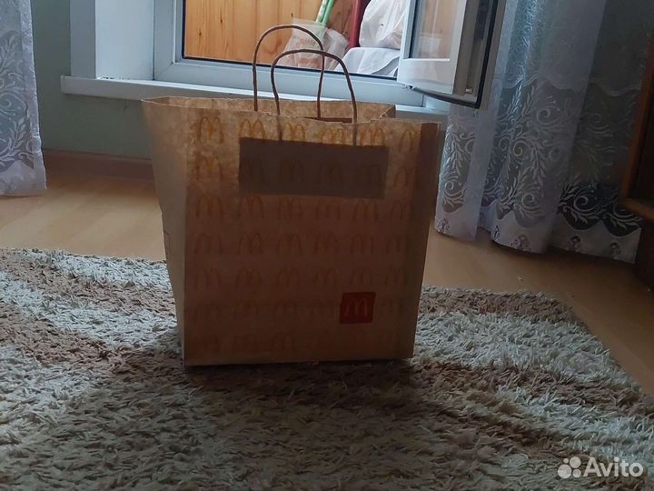 Пакет из макдональдса цену предлагайте