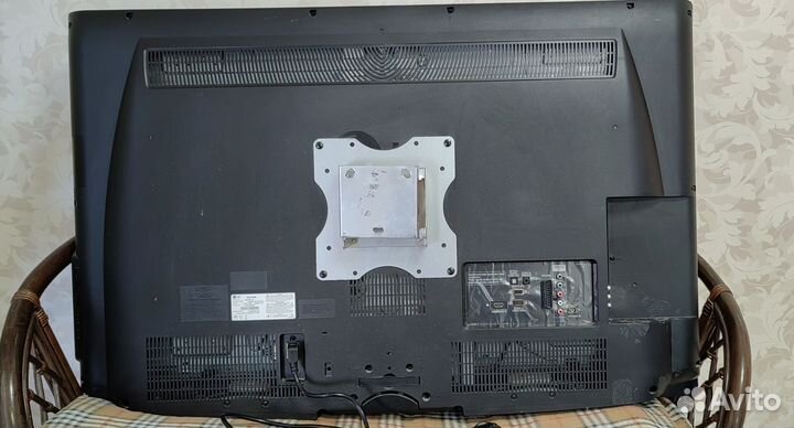 ЖК телевизор