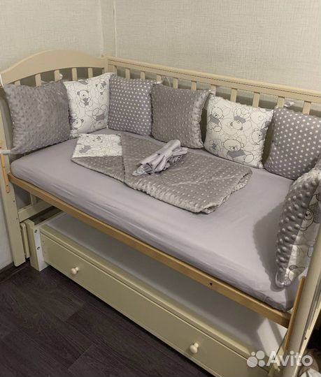 Бортики в кроватку