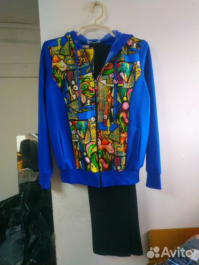 Спортивный костюм женский новый