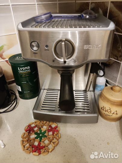 Кофемашина Bork