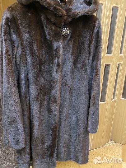 Шуба норковая с капюшоном 44