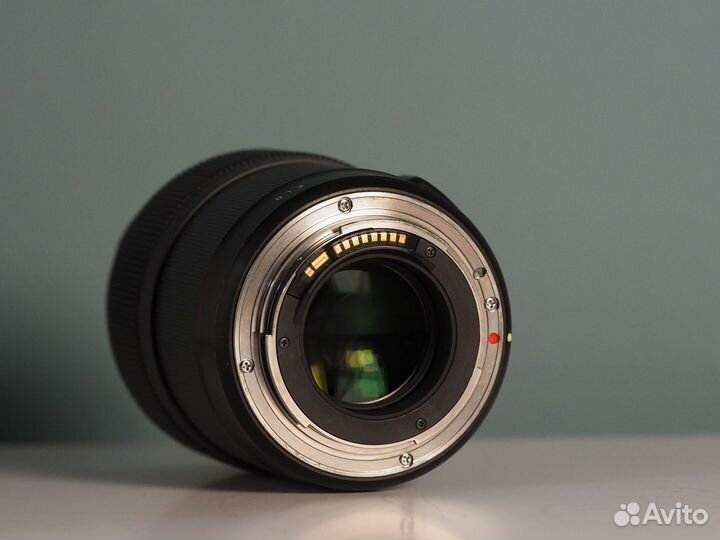 Sigma 35mm f/1.4 Canon EF