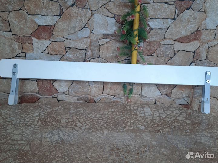 Ограничитель для детской кровати