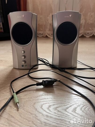 Колонки для компьютера genius