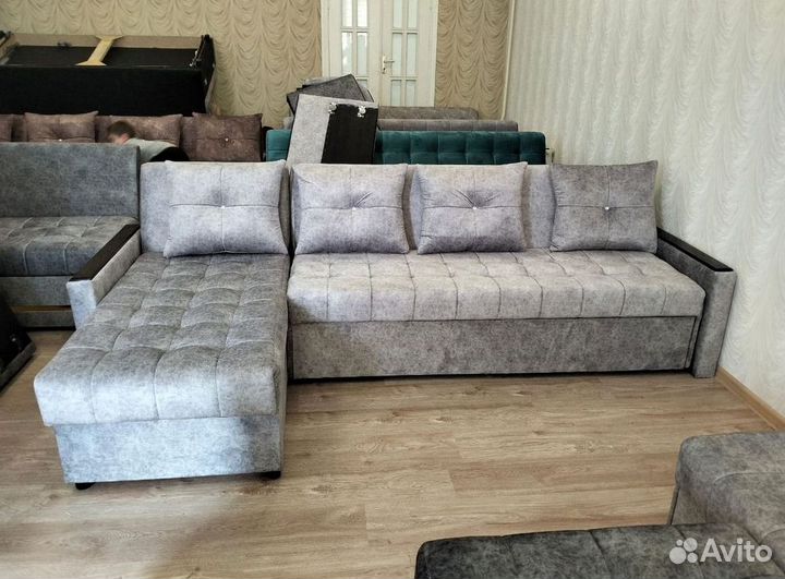 Угловой диван раскладной в наличии не б/у