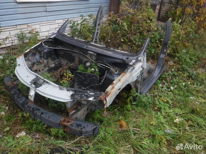 Телевизор (передок кузова) Renault Logan 2008