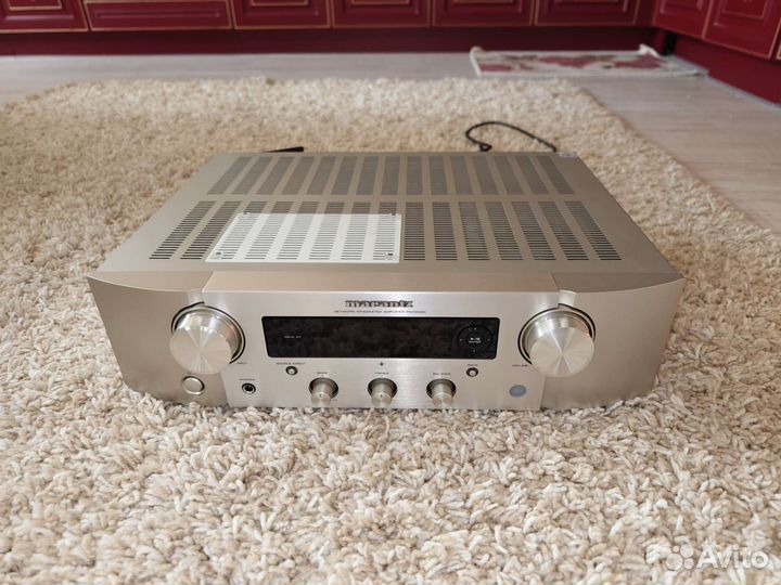 Усилитель Marantz PM7000N