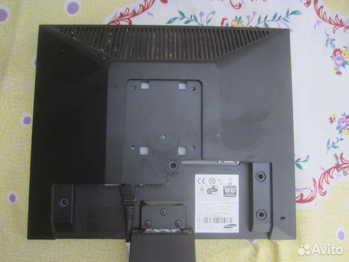 Монитор Samsung 740 N