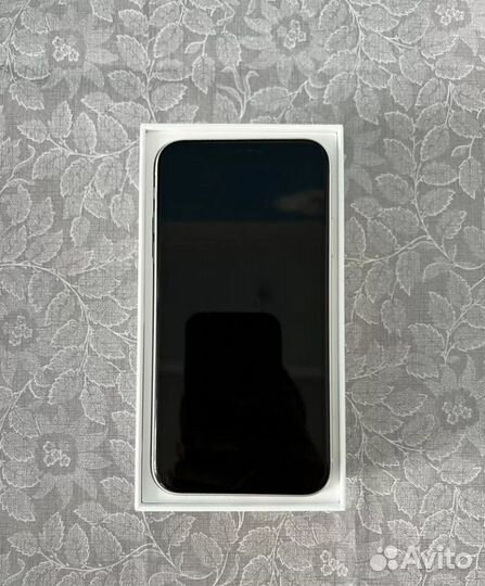 iPhone 11, 256 ГБ
