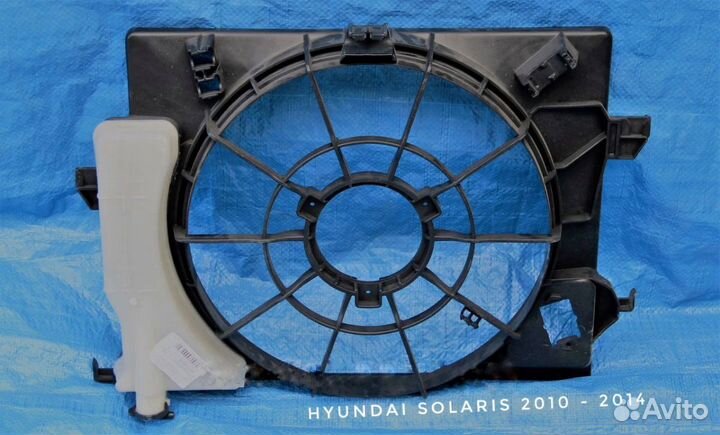 Диффузор радиатора Hyundai Solaris 2010