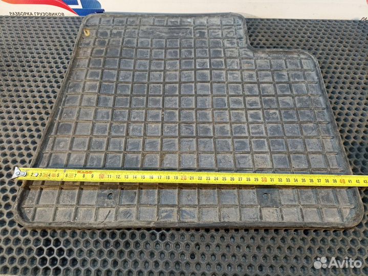 542650 Коврик салонный Разные Грузовики