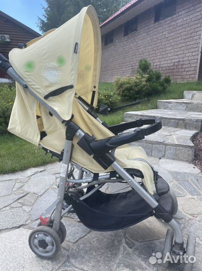 Прогулочная коляска
