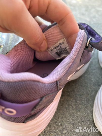 Кроссовки для девочки 31