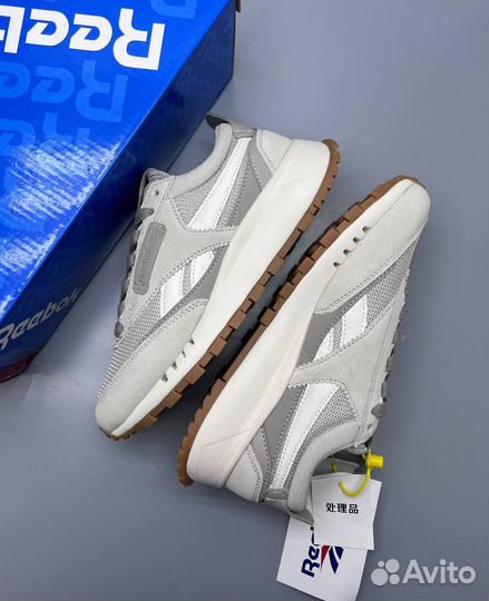 Кроссовки reebok classic женские