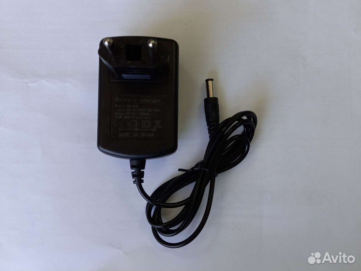 Зарядное устройство для детского электромобиля 12V