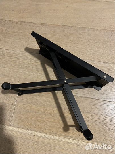 Подставка под ногу гитариста