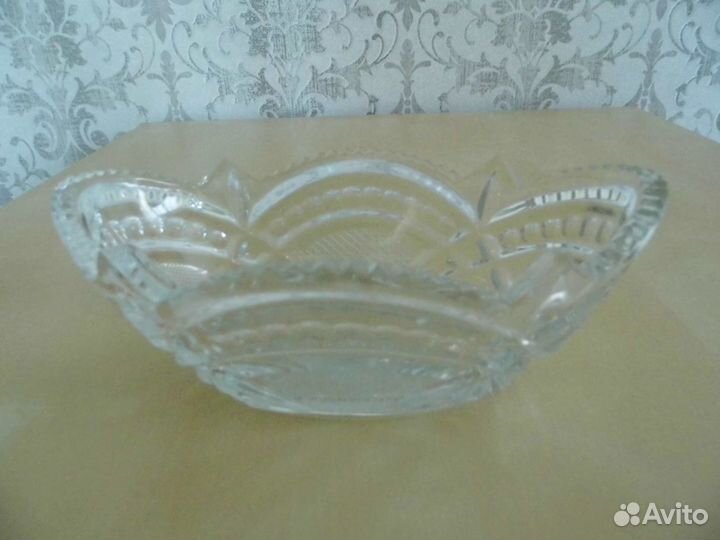 Вазы хрустальные