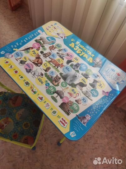 Детский столик и стул