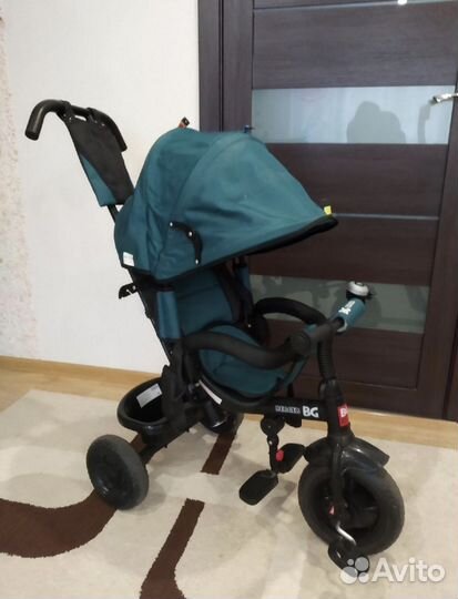 Велосепед трехколесный с ручкой