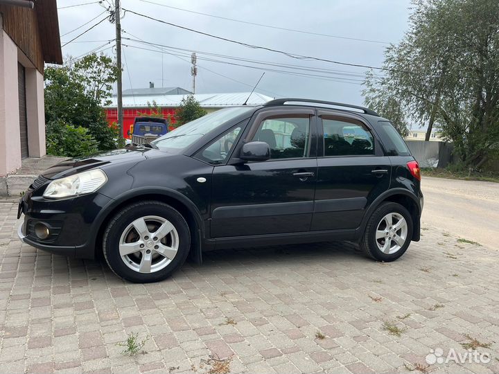 Suzuki SX4, 2010