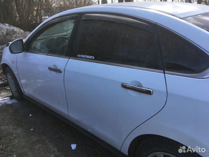 Дверь задняя левая Nissan Almera G15 1.6 k4m