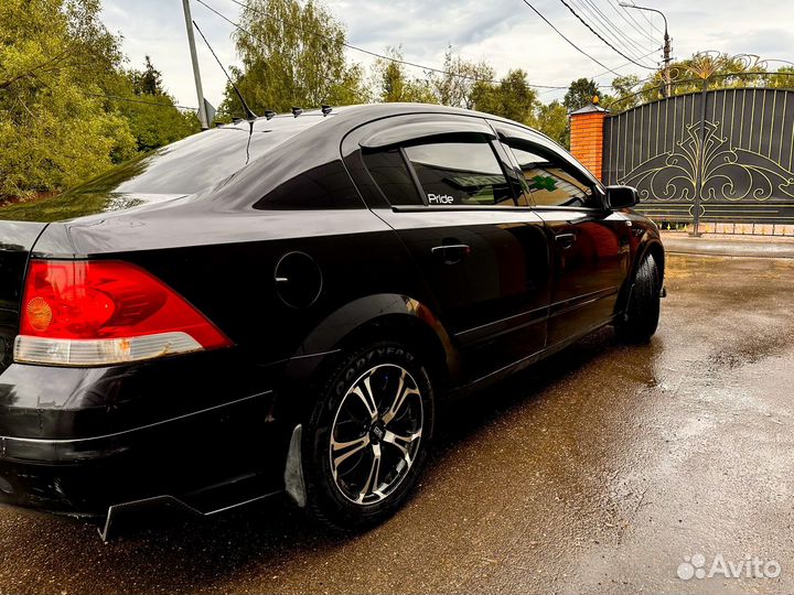 Opel Astra 1.8 МТ, 2008, 253 000 км