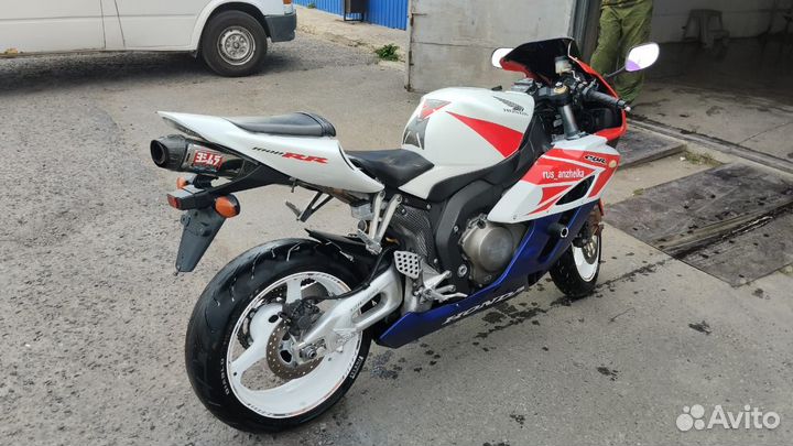 Honda CBR 1000 RR