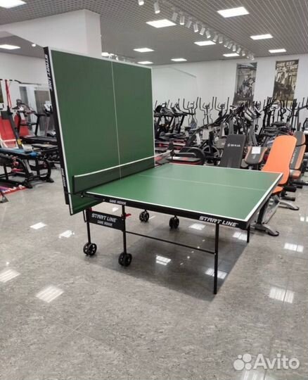 Теннисный стол