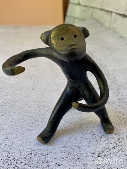 Обезьянка латунь