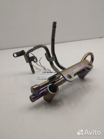 Топливная рейка левая Subaru Legacy Lancaster BH9