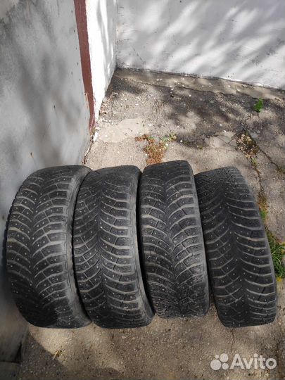 Michelin X-Ice North 4 195/65 R15 92