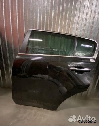 Задняя левая дверь Киа Спортейдж 4