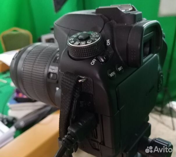 Фотоаппарат Canon EOS 80D KIT 18-135 IS STM