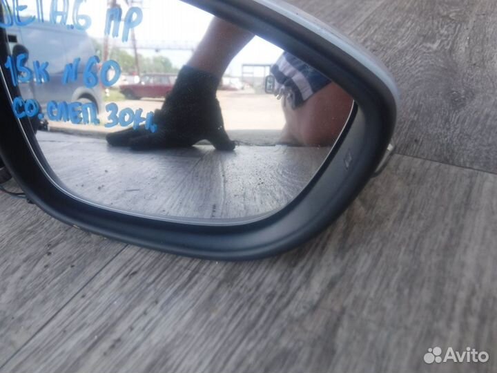 Зеркало правое (№60) Volkswagen Jetta 2016