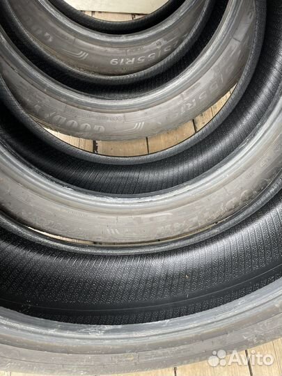 Goodyear EfficientGrip Performance SUV 225/55 R19 99