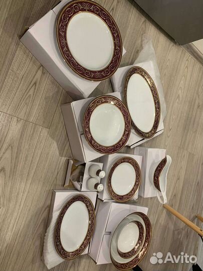 Сервиз 27 предметов на 6 персон
