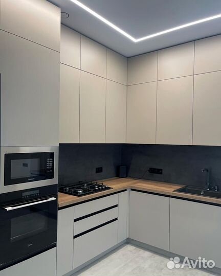 Кухня с эконом новая